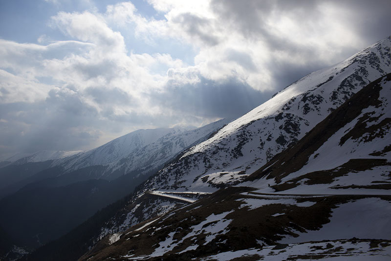 Transfagarasan snow