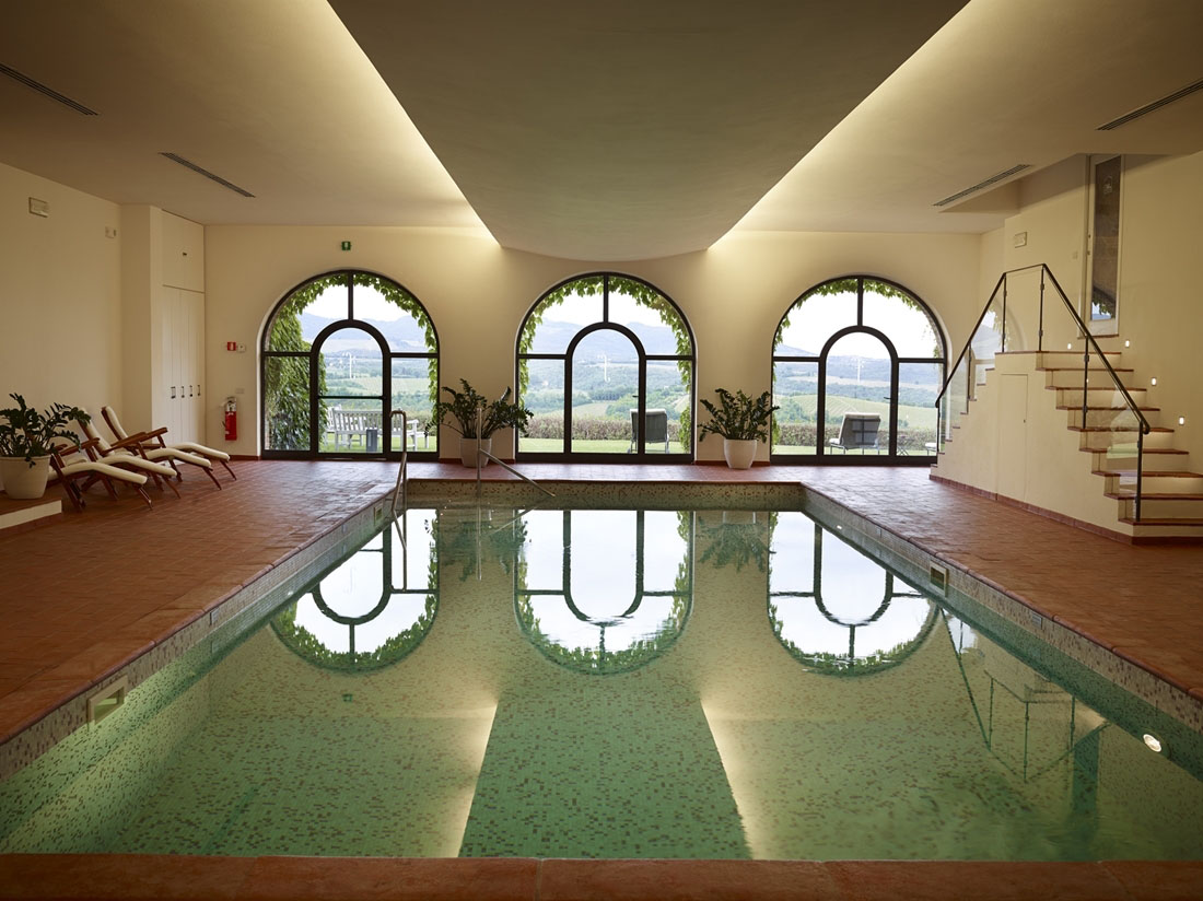 Hotel Le Fontanelle indoor pool