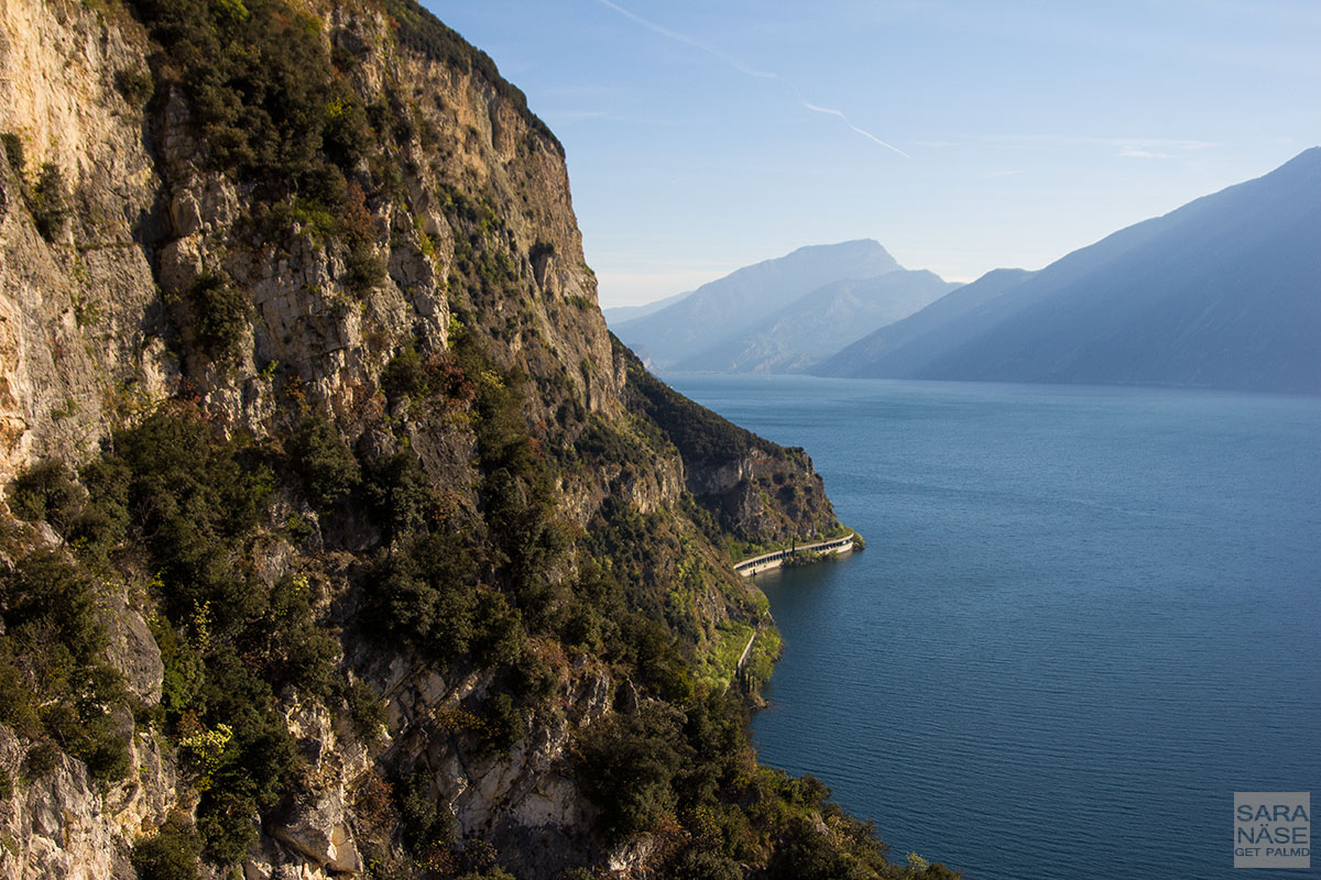 Lake road Garda