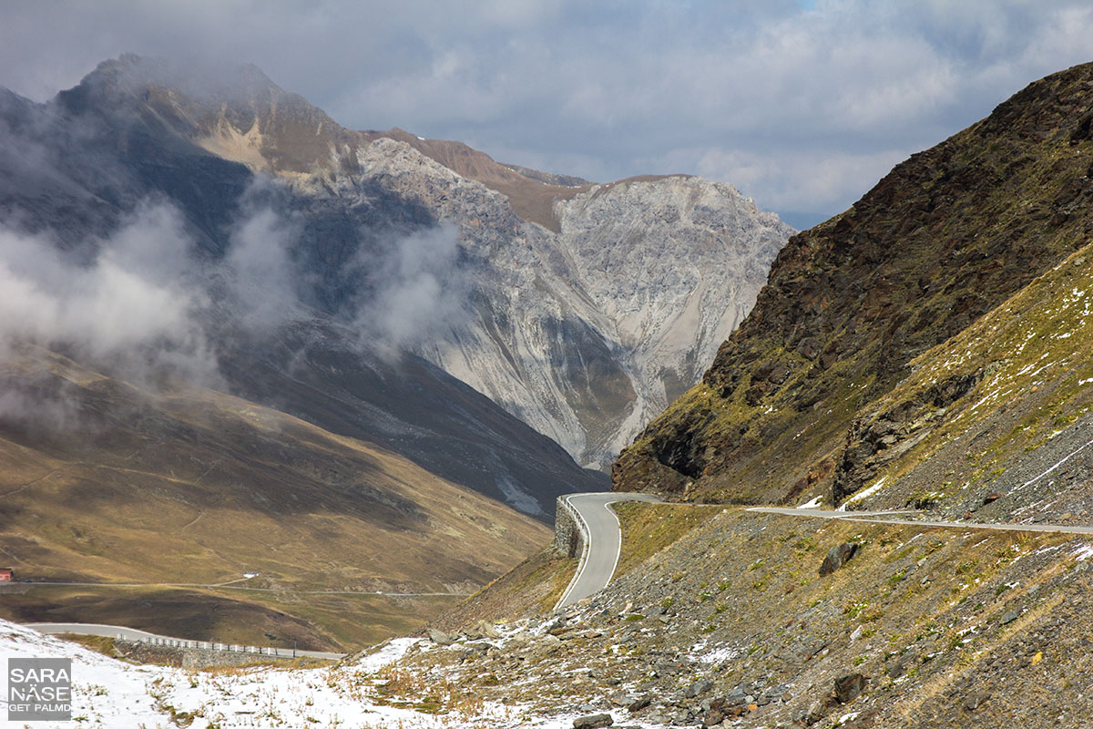 Passo Stelvio corner