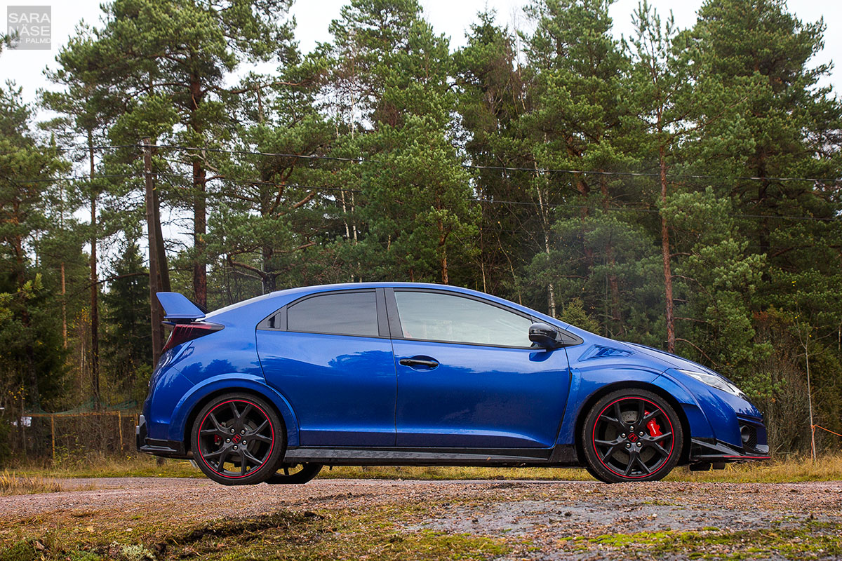 Honda Civic Type R blue profile