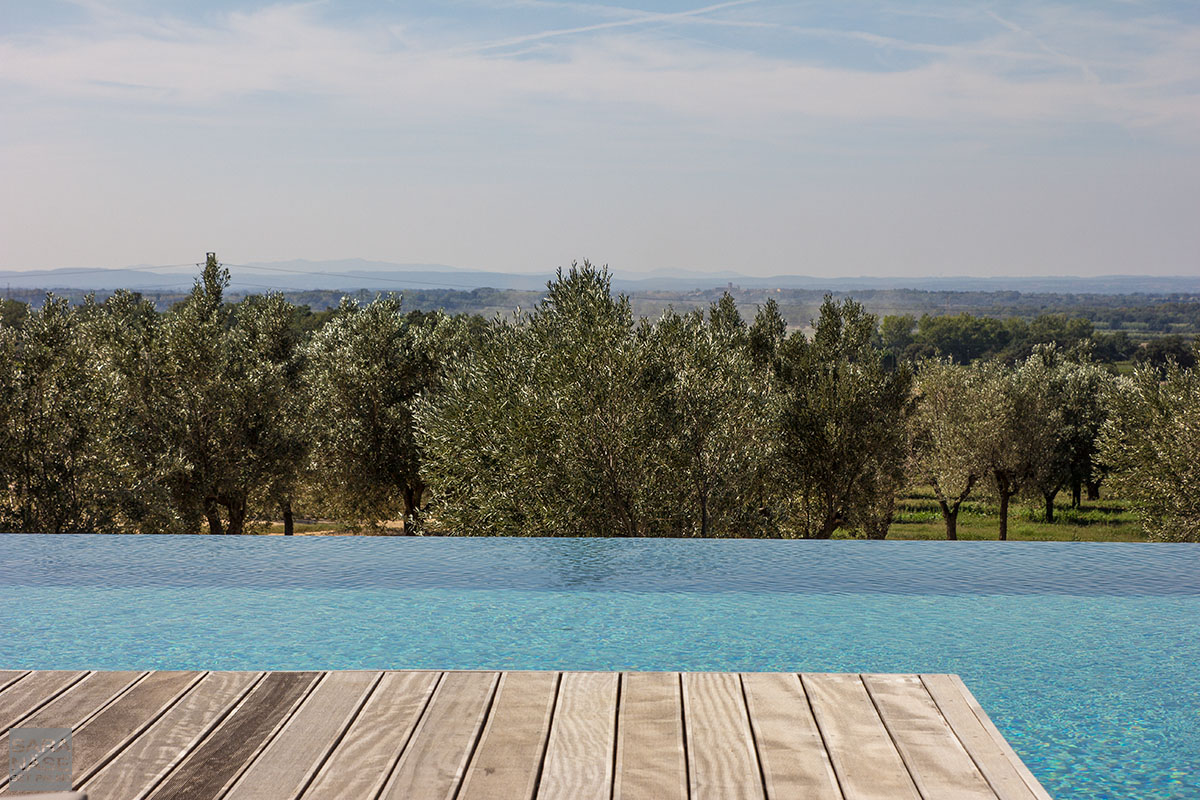 Mas Lazuli pool view