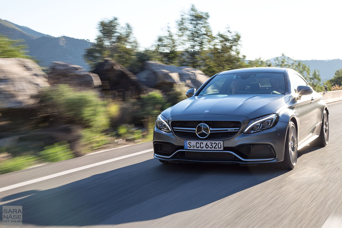 Rolling Mercedes-AMG C63