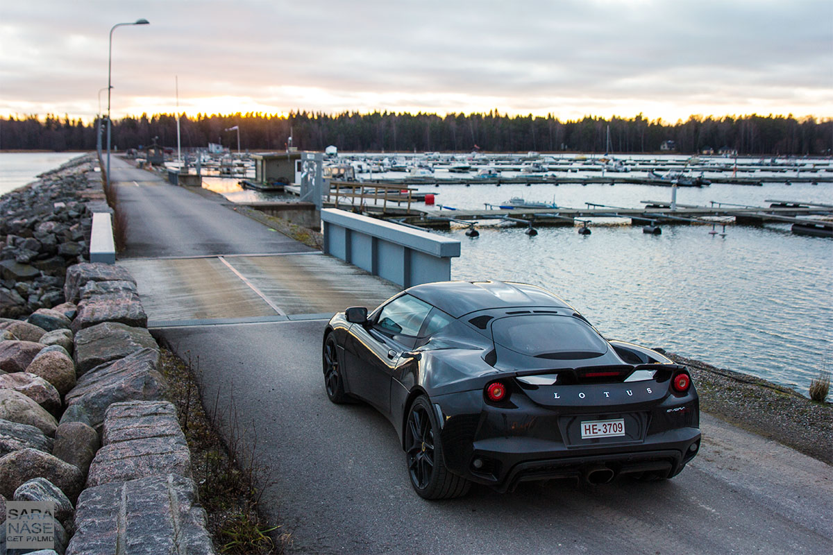 Black Lotus Evora 400