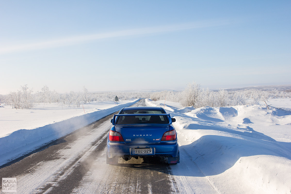 Subaru-Impreza-Lapland-road