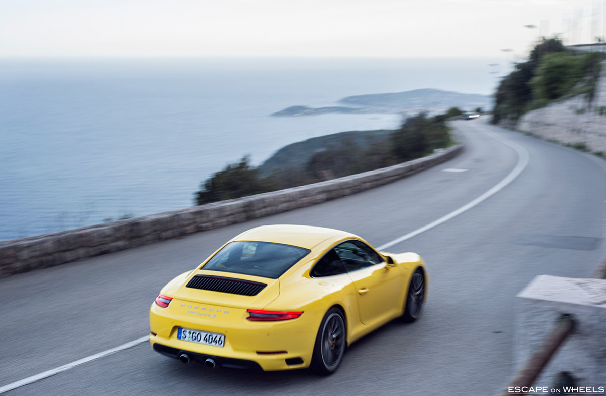 Porsche-991-2-Carrera-S-yellow-03