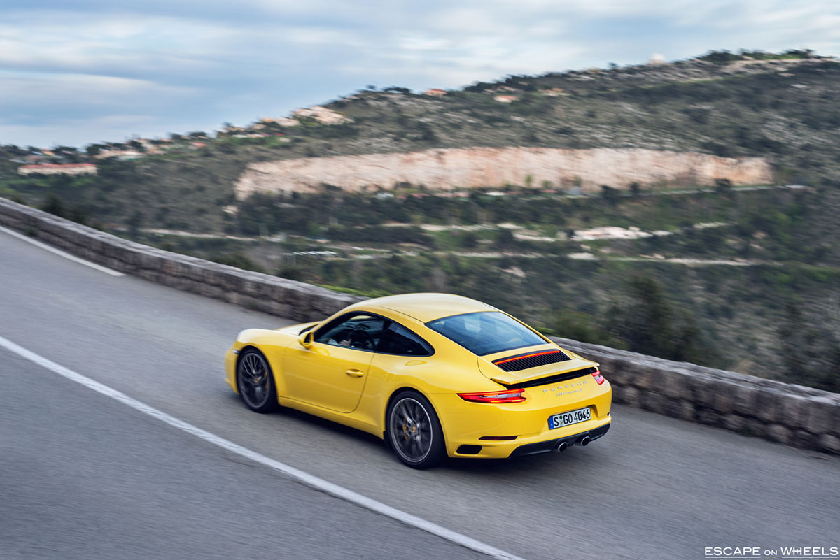 Porsche-991-2-Carrera-S-yellow-15