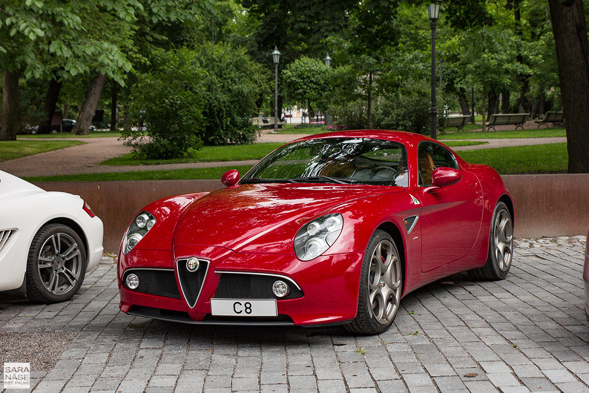 Alfa Romeo 8C