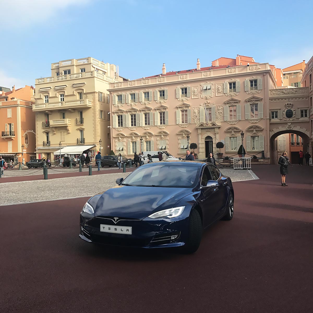 Monaco International Motor Show 2017 - Tesla Model S P100D