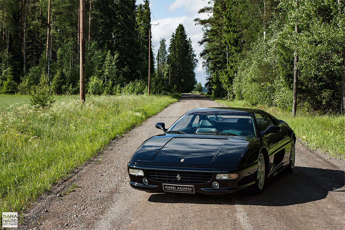 Black Ferrari F355 berlinetta front view