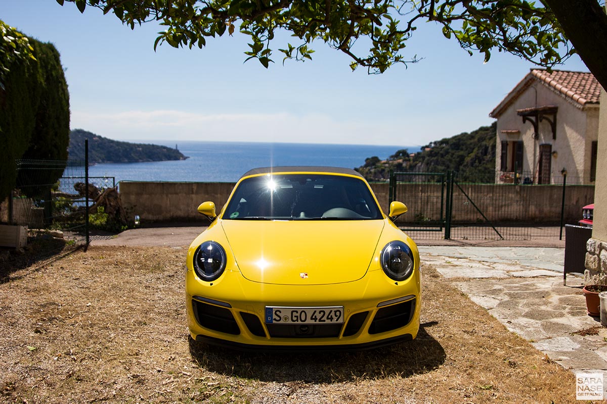 Porsche home delivery - Carrera 4 GTS Cabriolet